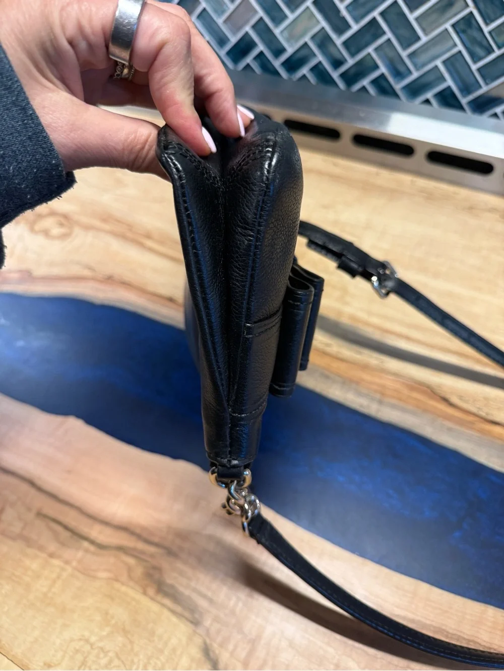 kate spade Villabella Avenue Celina Black Leather Crossbody